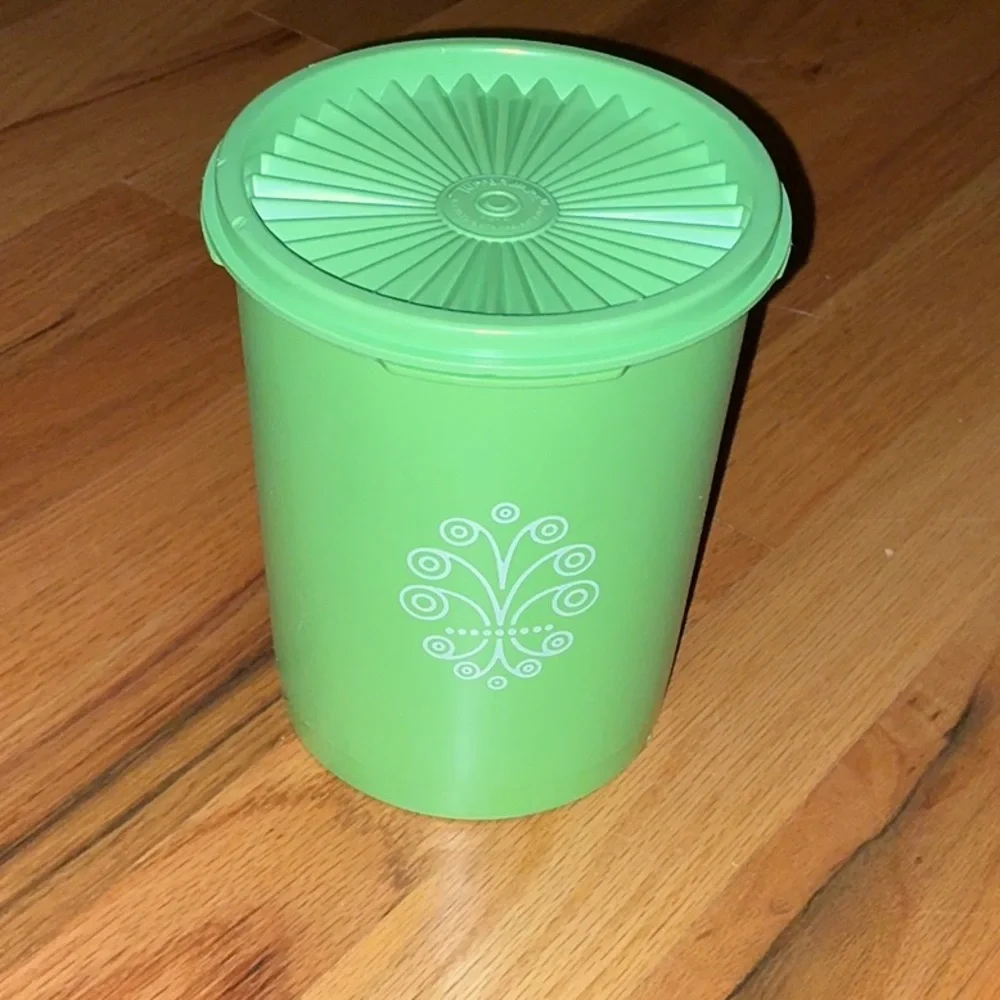 Tupperware Vintage Servalier Canister Set of 4 Green